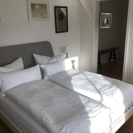 Fewo Bullauge Haus Vollhardt Rostock